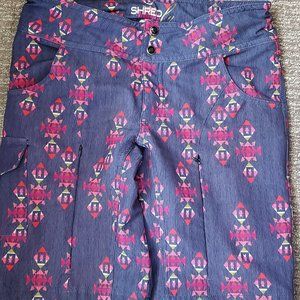 Shredly MTB mountain biking shorts Aztec pattern size 6